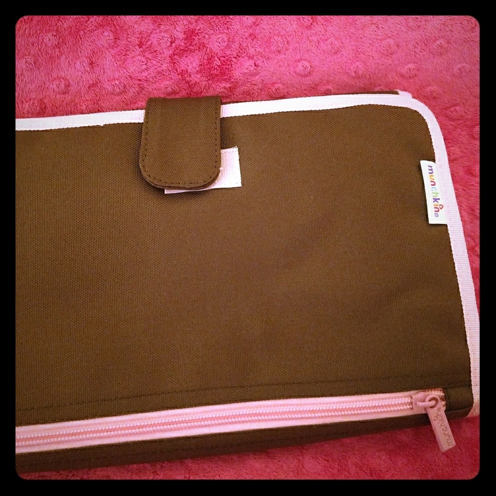 Munchkin Travel Changing Pad